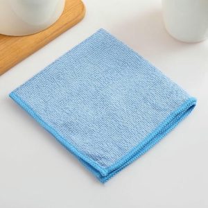 Салфетка из микрофибры 30x30 см Голубушка Универсальная, 220 гр/м2, цвет МИКС